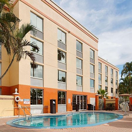 Best Western Fort Myers Inn And Suites Fasilitas foto